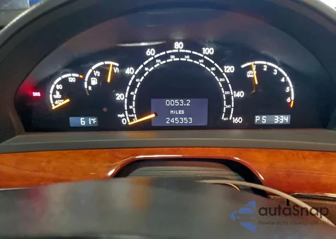 2005 Mercedes-Benz S 430 z USA, uszkodzony, nr VIN WDBNG70J85A441653